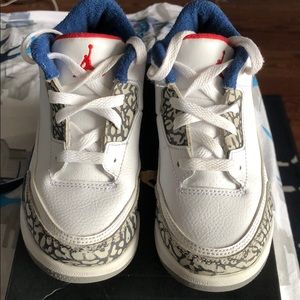 Jordan 3 Retro toddler sneakers